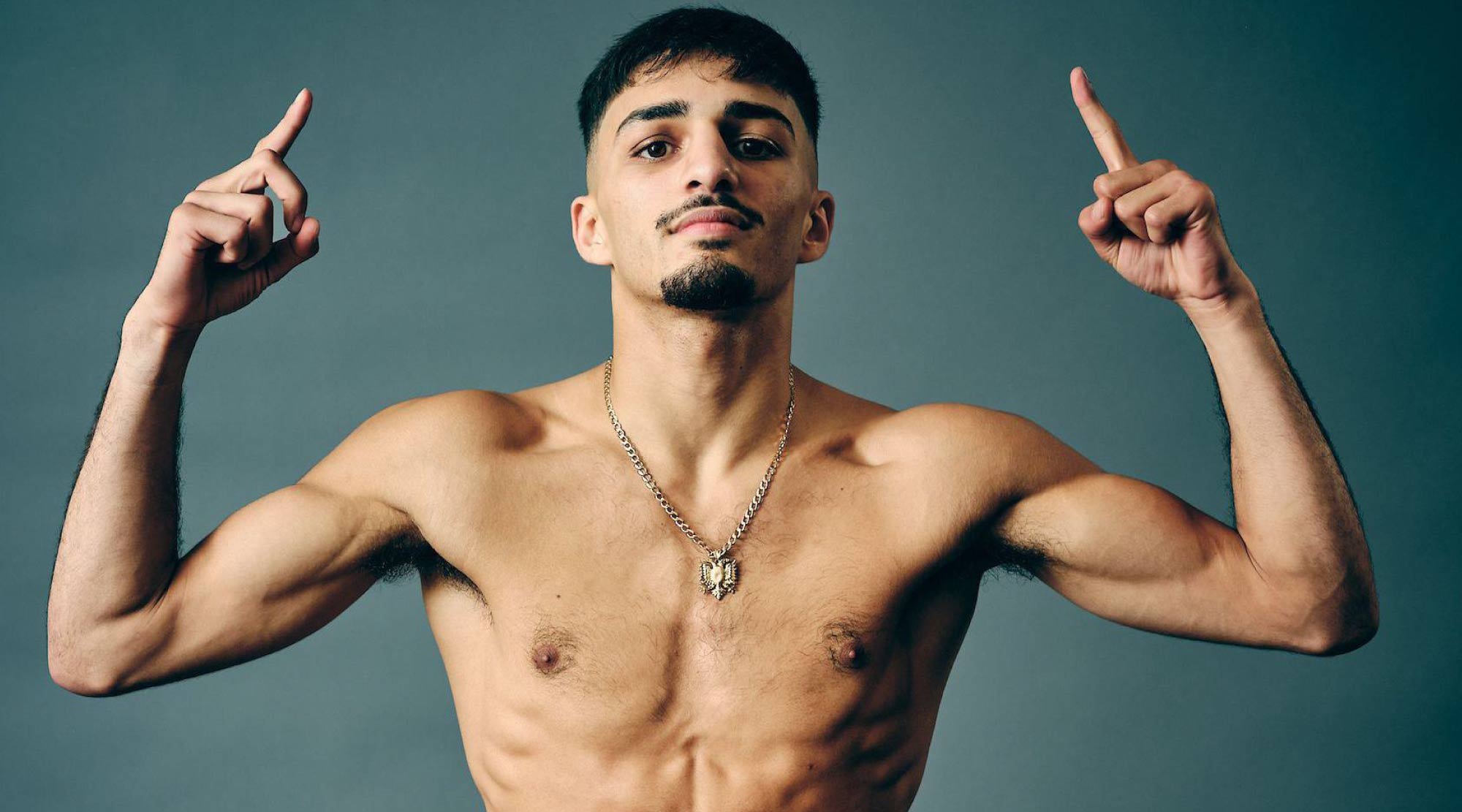 Adam Maca boxing at 4 corners, professional boxer at 4 corners gym Liverpool