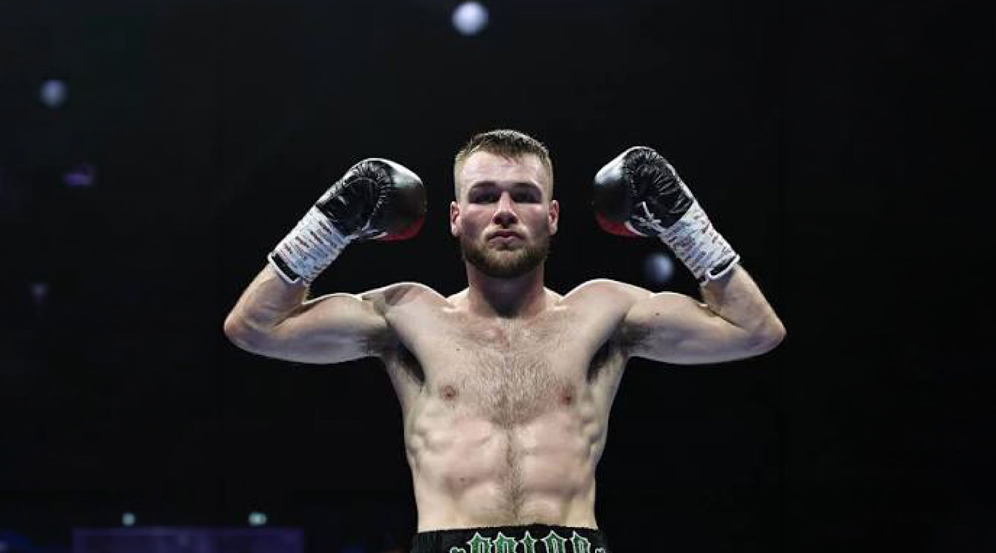 Luke Prior professional boxer at 4 corners gym Liverpool